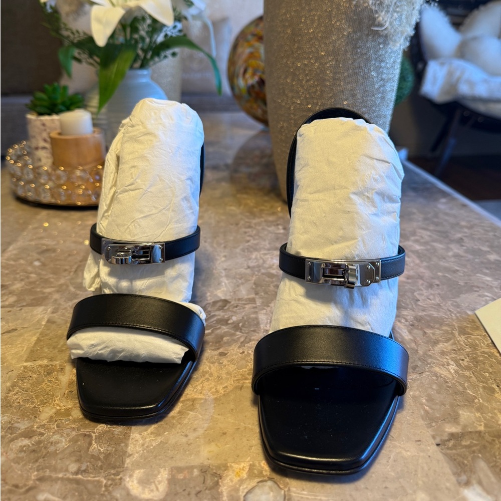 Brand New Hermes Glamour 95 sandals size 36/ US 6